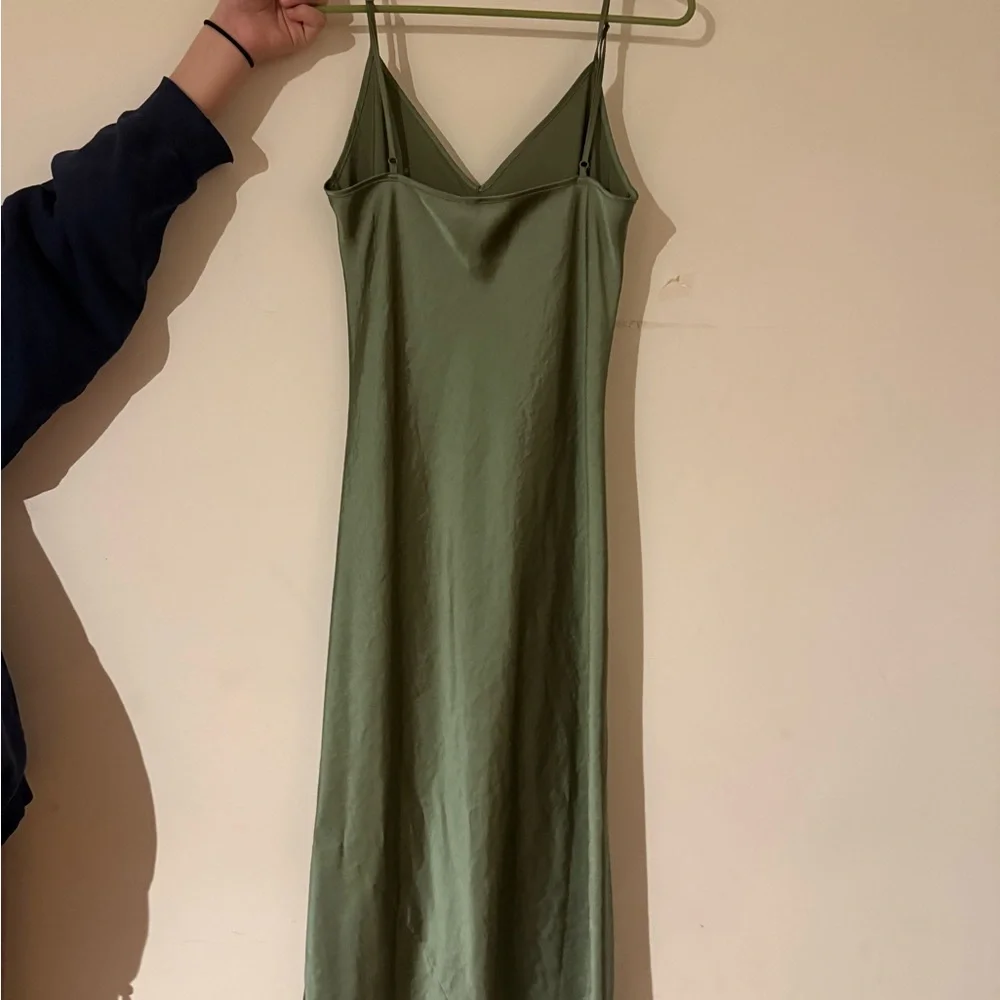 Wilfred Olive Slip Midi Dress - Picture 4 of 5